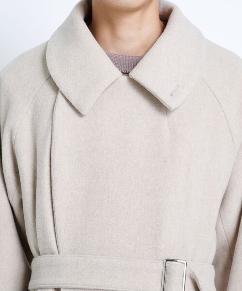 Juha(ユハ)の「【JUHA/ユハ】BELTED OVER COAT(チェスターコート・メンズ・アイボリー/ブラック・3/4)」の21枚目の写真