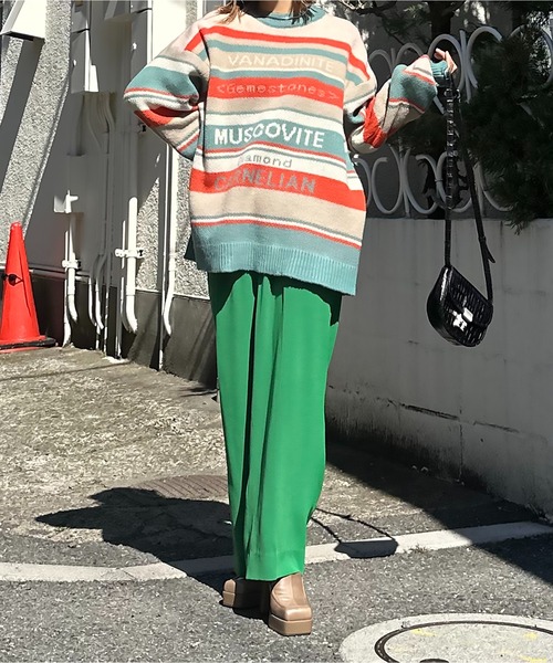 mi via loca（ミヴィアロカ）の「マルチボーダーロゴ BIGジャガードニット（ニット/セーター・レディース・ネイビー系/オレンジ系・FREE）」の10枚目の写真