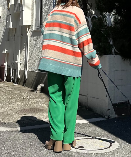 mi via loca（ミヴィアロカ）の「マルチボーダーロゴ BIGジャガードニット（ニット/セーター・レディース・ネイビー系/オレンジ系・FREE）」の12枚目の写真