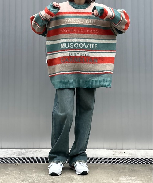 mi via loca（ミヴィアロカ）の「マルチボーダーロゴ BIGジャガードニット（ニット/セーター・レディース・ネイビー系/オレンジ系・FREE）」の22枚目の写真