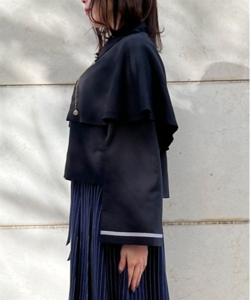 axes femme（アクシーズファム）の「チェーン付ケープジャケット（その他アウター・レディース・ブラック/ベージュ/ネイビー・FREE）」の5枚目の写真