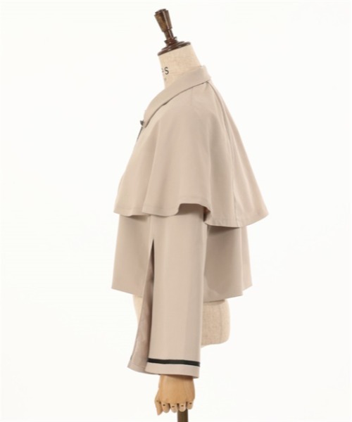 axes femme（アクシーズファム）の「チェーン付ケープジャケット