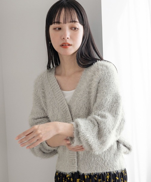 LOWRYS FARM（ローリーズファーム）の「シャギーショートカーデＬＳ 105940（ニット/セーター・レディース・グレー/カーキ/ピンク・FREE）」の4枚目の写真