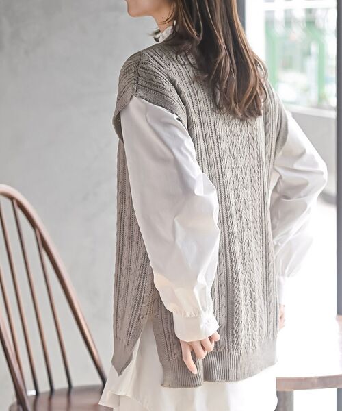 rps（アールピーエス）の「透かし柄ニットベスト（ベスト・レディース・アイボリー/イエロー/モカ/オフホワイト/チャコールグレー/ベージュ系その他・フリー）」の20枚目の写真