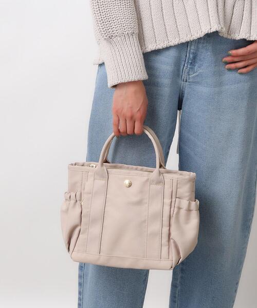 OPAQUE.CLIP（オペークドットクリップ）の「◆【軽量/撥水/2WAY】マルチポケットミニトートバッグ（トートバッグ・レディース・ブラック/ライトベージュ/グレー・00）」の20枚目の写真