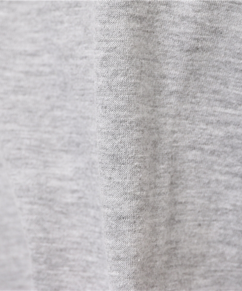 Kastane(カスタネ)の「ポケットVネックTシャツ(Tシャツ/カットソー・レディース・アイボリー/カーキ/スミクロ/グレー・FREE)」の12枚目の写真