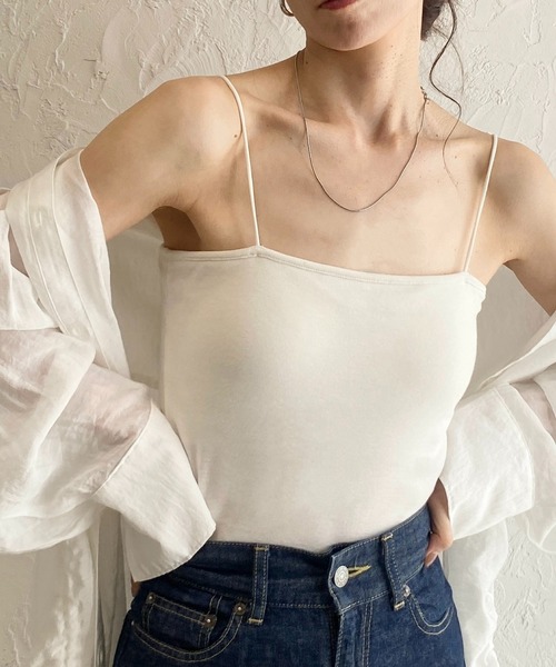 She's Closet(シーズクローゼット)の「ベアトップブラカップ付きキャミソールトップス(キャミソール・レディース・アイボリー/ブラック/オフホワイト/グリーン/チャコール/サンドベージュ・FREE)」の2枚目の写真