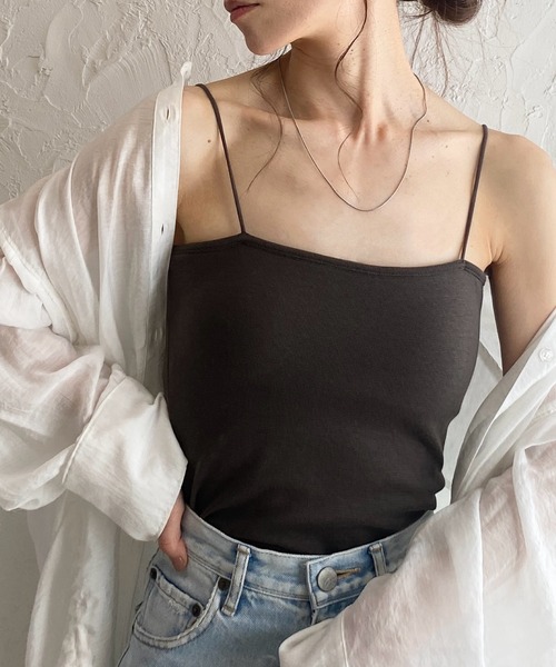 She's Closet(シーズクローゼット)の「ベアトップブラカップ付きキャミソールトップス(キャミソール・レディース・アイボリー/ブラック/オフホワイト/グリーン/チャコール/サンドベージュ・FREE)」の4枚目の写真