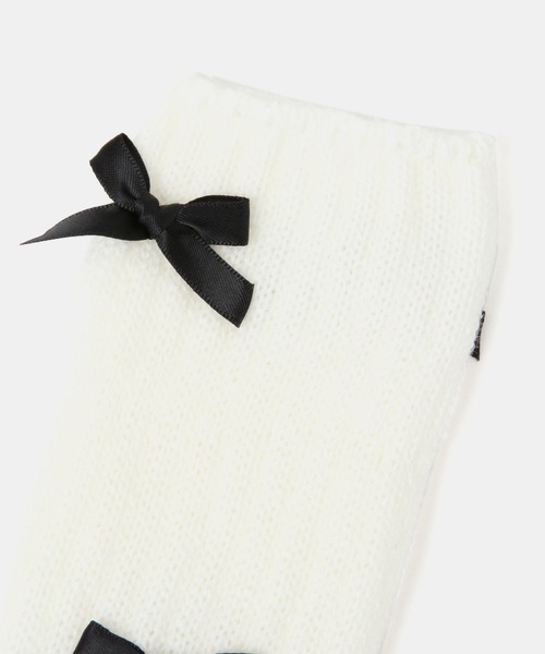 FOREVER 21（フォーエバー トゥエンティーワン）の「ミニリボンレッグウォーマー（レッグウォーマー・レディース・ブラック/ホワイト・FREE）」の7枚目の写真