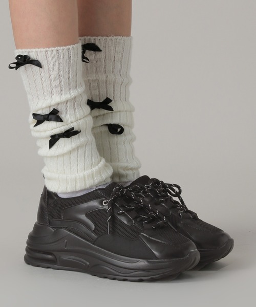 FOREVER 21（フォーエバー トゥエンティーワン）の「ミニリボンレッグウォーマー（レッグウォーマー・レディース・ブラック/ホワイト・FREE）」の19枚目の写真