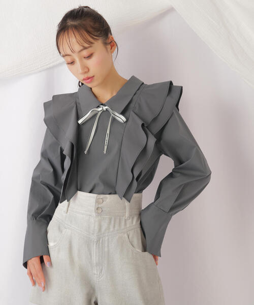 JILL by JILL STUART(ジルバイジルスチュアート)の「◇リボンツキラッフルブラウス(シャツ/ブラウス・レディース・グレー系その他/ホワイト・FREE)」の8枚目の写真