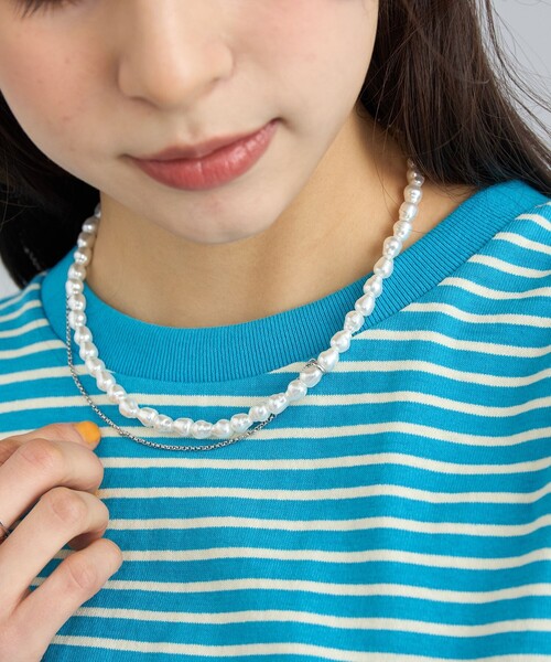 coen（コーエン）の「アシメチェーン樹脂パールネックレス（ネックレス・レディース・シルバー/ゴールド・FREE）」の2枚目の写真
