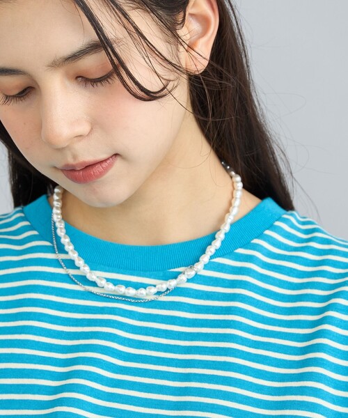 coen（コーエン）の「アシメチェーン樹脂パールネックレス（ネックレス・レディース・シルバー/ゴールド・FREE）」の4枚目の写真