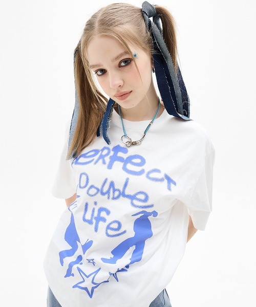 LUVISTRUE(ラヴイズトゥルー)の「DN BOARD TEE(Tシャツ/カットソー・レディース・ブラック/ホワイト・FREE)」の1枚目の写真