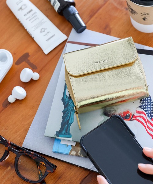 セール】オリジナル10ポケット財布（財布）｜niko and（ニコアンド
