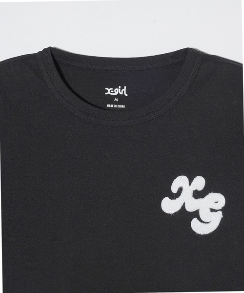 X-girl（エックスガール）の「CHENILLE EMBROIDERED LOGO S/S TOP（Tシャツ/カットソー・レディース・ブラック/ホワイト/ブラウン・S/M）」の6枚目の写真
