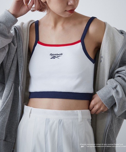 Reebok(リーボック)の「【Reebok/リーボック】別注配色ショートリブキャミソール(キャミソール・レディース・ホワイト/グリーン/ネイビー・MEDIUM)」の2枚目の写真