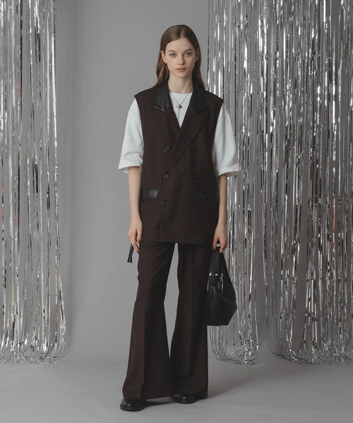 SELLE GLANT（セレグランテ）の「SEMI-FLARED TUCK WIDE PANTS/セミフレアタックワイドパンツ（スラックス・メンズ・ブラック/ダークブラウン・SMALL/MEDIUM/LARGE）」の6枚目の写真