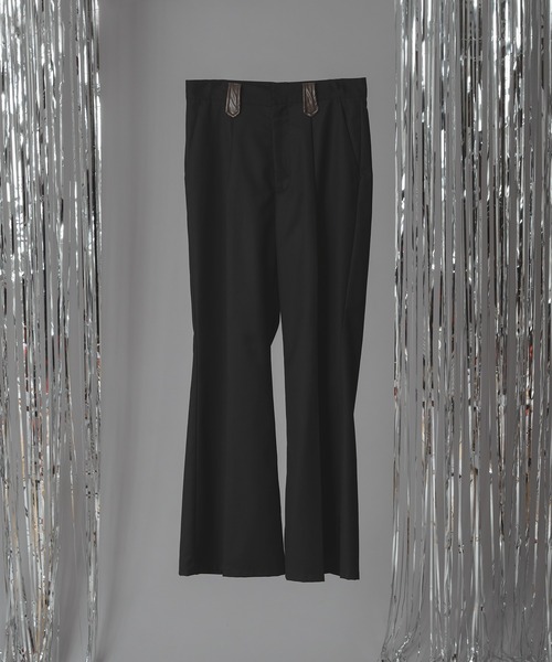 SELLE GLANT（セレグランテ）の「SEMI-FLARED TUCK WIDE PANTS/セミフレアタックワイドパンツ（スラックス・メンズ・ブラック/ダークブラウン・SMALL/MEDIUM/LARGE）」の19枚目の写真