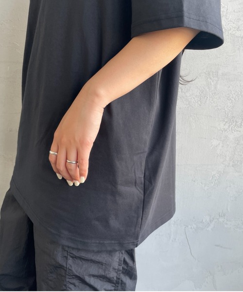 Gramicci（グラミチ）の「[GRAMICCI/グラミチ] ワンポイントロゴ ショートスリーブTシャツ（Tシャツ/カットソー・レディース・ホワイト/ブラック・M/L/XL）」の5枚目の写真