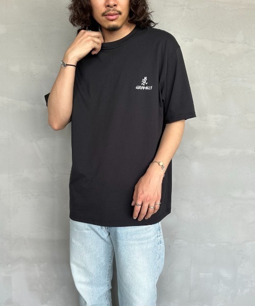 Gramicci（グラミチ）の「[GRAMICCI/グラミチ] ワンポイントロゴ ショートスリーブTシャツ（Tシャツ/カットソー・レディース・ホワイト/ブラック・M/L/XL）」の6枚目の写真