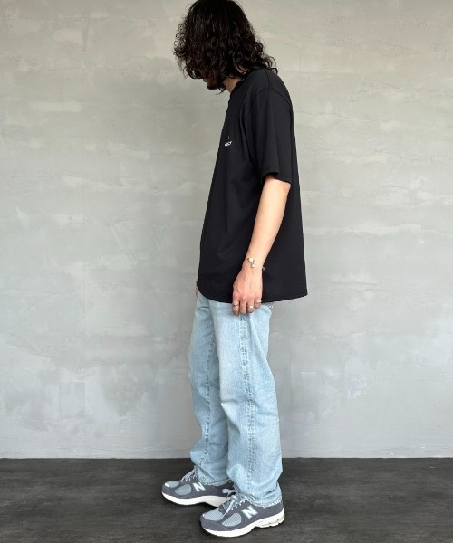Gramicci（グラミチ）の「[GRAMICCI/グラミチ] ワンポイントロゴ ショートスリーブTシャツ（Tシャツ/カットソー・レディース・ホワイト/ブラック・M/L/XL）」の10枚目の写真