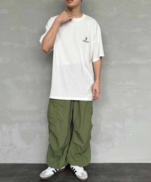 Gramicci（グラミチ）の「[GRAMICCI/グラミチ] ワンポイントロゴ ショートスリーブTシャツ（Tシャツ/カットソー・レディース・ホワイト/ブラック・M/L/XL）」の20枚目の写真