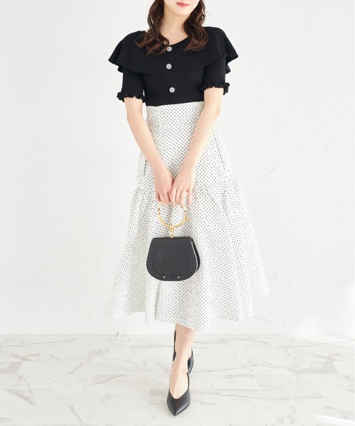 tocco closet(トッコ クローゼット)の「ビジュー飾り釦付きケープライクリブニットプルオーバー(ニット/セーター・レディース・ミント/ブラック/オフホワイト・M)」の9枚目の写真