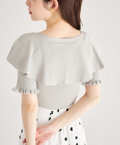 tocco closet(トッコ クローゼット)の「ビジュー飾り釦付きケープライクリブニットプルオーバー(ニット/セーター・レディース・ミント/ブラック/オフホワイト・M)」の11枚目の写真