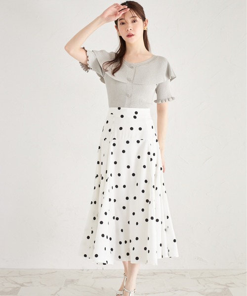 tocco closet(トッコ クローゼット)の「ビジュー飾り釦付きケープライクリブニットプルオーバー(ニット/セーター・レディース・ミント/ブラック/オフホワイト・M)」の12枚目の写真