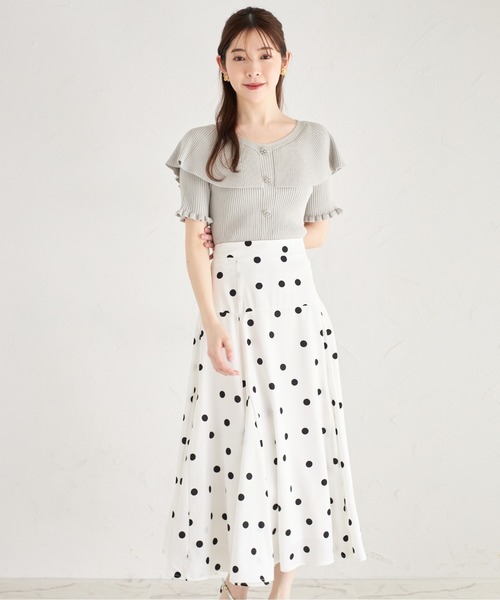 tocco closet(トッコ クローゼット)の「ビジュー飾り釦付きケープライクリブニットプルオーバー(ニット/セーター・レディース・ミント/ブラック/オフホワイト・M)」の13枚目の写真