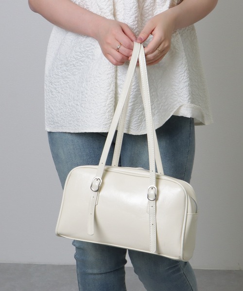 LYN トップジッパー ロゴ 長いストラップ ショルダーバッグ LYN トップジッパー ロゴ 長いストラップ ショルダーバッグ (LYN