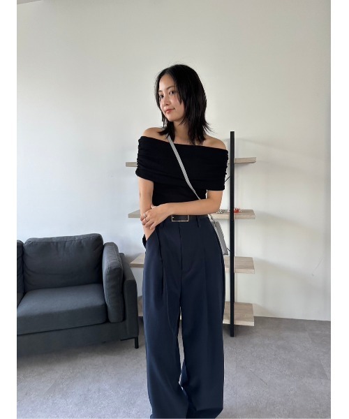 HANNE（アン）の「オフショルダーリブニットトップス（シャツ/ブラウス・レディース・グレー/ホワイト/ブラック・FREE）」の21枚目の写真