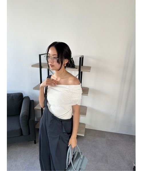 HANNE（アン）の「オフショルダーリブニットトップス（シャツ/ブラウス・レディース・グレー/ホワイト/ブラック・FREE）」の12枚目の写真