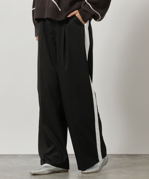 LAKOLE(ラコレ)の「サイドラインスラックスパンツ / 131983(スラックス・レディース・ブラック/グレー/ベージュ/グレー系2/ネイビー系8/グレー系その他/ブラック系その他2・LARGE/MEDIUM/SMALL)」の18枚目の写真