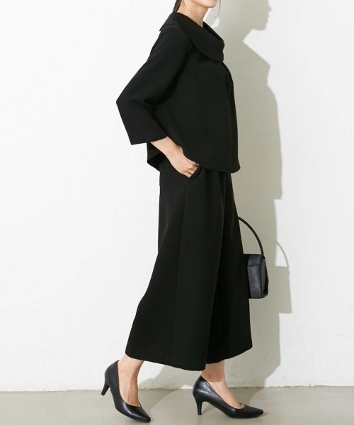 Petitjo（プッチージョ）の「小さいサイズ　【喪服・礼服】日本製生地使用　洗える防しわ加工ロールネックブラウス+ワイドパンツセットアップ　低身長さん・小柄女性（スーツセット・レディース・ブラック・PS/PM/PSS/PL）」の12枚目の写真