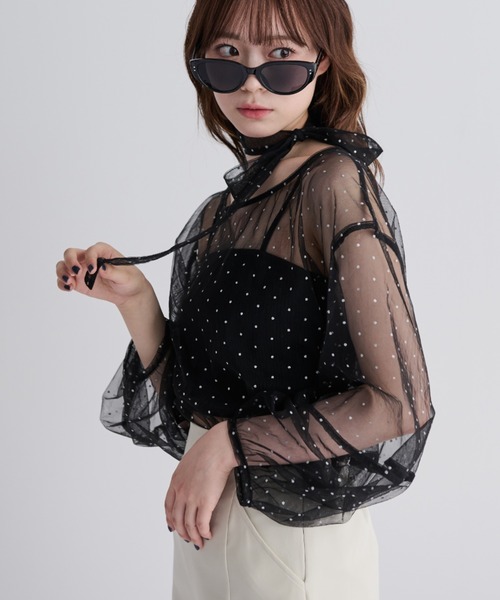 MERLOT(メルロー)の「ラメプリント2wayシアーブラウス(シャツ/ブラウス・レディース・ブラック/ベージュ・FREE)」の6枚目の写真