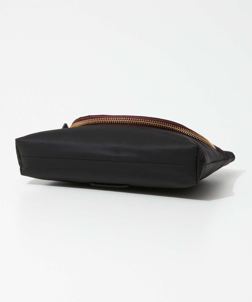 セール】ANYA HINDMARCH ECONYL Regenerated Nylon in Black アニヤ