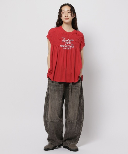 niko and...(ニコアンド)の「シャーリングプリントTシャツ(Tシャツ/カットソー・レディース・ネイビー/オフホワイト/レッド/ブルー・TALL/SHORT)」の15枚目の写真