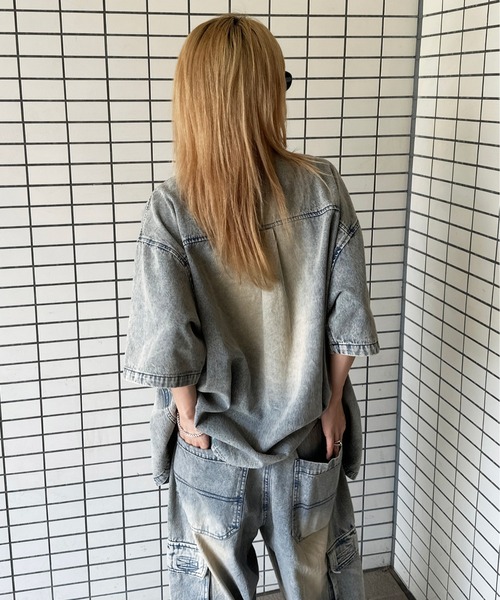 sedacle（セダクル）の「エンボスデニムジャケット【SEUP着用可能】（シャツ/ブラウス・メンズ・ライトブルー/インディゴブルー・SMALL/MEDIUM/LARGE）」の12枚目の写真