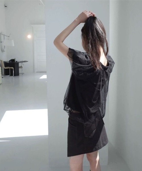 LYEON(リヨン)の「チュールレイヤードTシャツ/チュールドッキングトップス(Tシャツ/カットソー・レディース・アイボリー/ブラック・FREE)」の5枚目の写真
