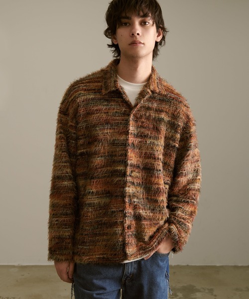 Revo.（レボ）の「Revo. モヘアライク ルーズフィット グラデーション ミックスカラー シャギーニット シャツカーディガン（シャツ/ブラウス・メンズ・レッド系/ブラウン系/グリーン系・2/1）」の10枚目の写真