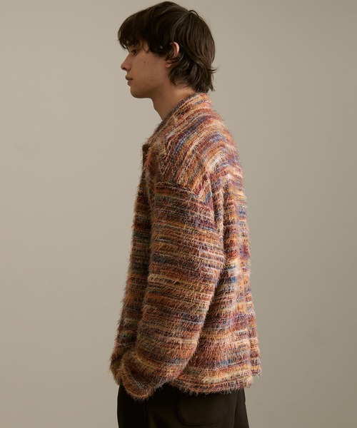 Revo.（レボ）の「Revo. モヘアライク ルーズフィット グラデーション ミックスカラー シャギーニット シャツカーディガン（シャツ/ブラウス・メンズ・レッド系/ブラウン系/グリーン系・2/1）」の16枚目の写真