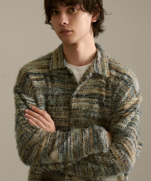 Revo.（レボ）の「Revo. モヘアライク ルーズフィット グラデーション ミックスカラー シャギーニット シャツカーディガン（シャツ/ブラウス・メンズ・レッド系/ブラウン系/グリーン系・2/1）」の5枚目の写真