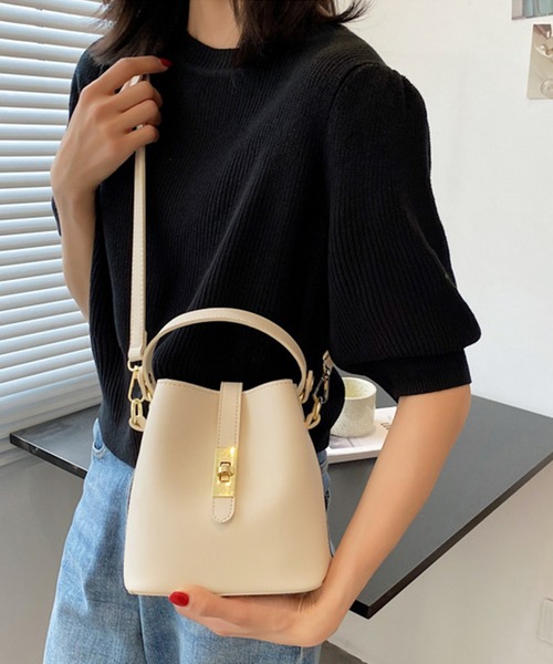 SHEPP(シープ)の「2WAYターンロック付き ミニショルダーバッグ ハンドバッグ(ショルダーバッグ・レディース・アイボリー/カーキ・F)」の4枚目の写真