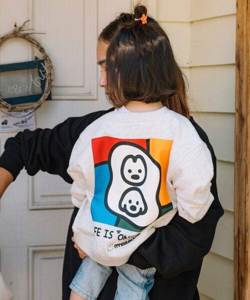 FREAK'S STORE(フリークスストア)の「matsui×FREAK'S STORE/マツイ×フリークスストア 別注 「もにゅもにゅ」キッズ バックプリント スウェット(スウェット・キッズ・ブラック/グレー/ホワイト・MEDIUM/LARGE/SMALL)」の10枚目の写真
