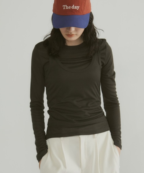 MERLOT（メルロー）の「レイヤードロンT（Tシャツ/カットソー・レディース・カーキ/ライトブルー/チャコールグレー・FREE）」の2枚目の写真