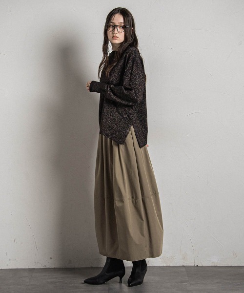 MAYSON GREY(メイソングレイ)の「アシンメトリーラメハイゲージニットプルオーバー≪手洗い可能≫(ニット/セーター・レディース・ブラック/ライトグレー/グリーン・M)」の19枚目の写真