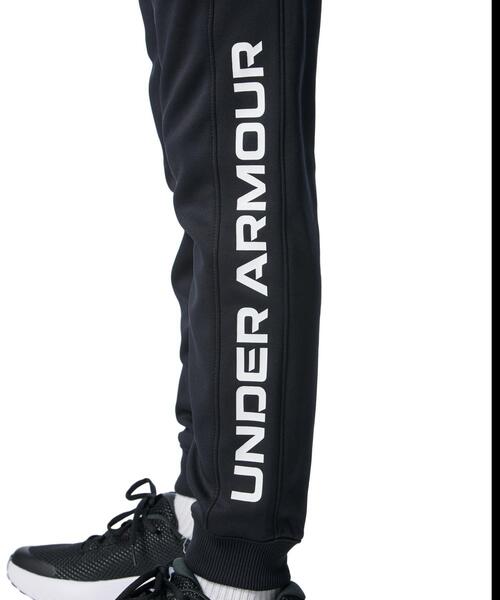 UNDER ARMOUR(アンダーアーマー)の「UAアーマーフリース プリント ジョガーパンツ(トレーニング/キッズ)(Tシャツ/カットソー・キッズ・ブラック・140cm/150cm/160cm/130cm)」の5枚目の写真