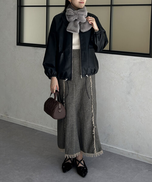 Thevon（ゼボン）の「リボンファーティペット（マフラー・レディース・ベージュ/グレー/アイボリー・FREE）」の13枚目の写真